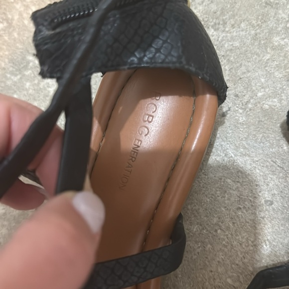 Great condition, sandals - Picture 2 of 5